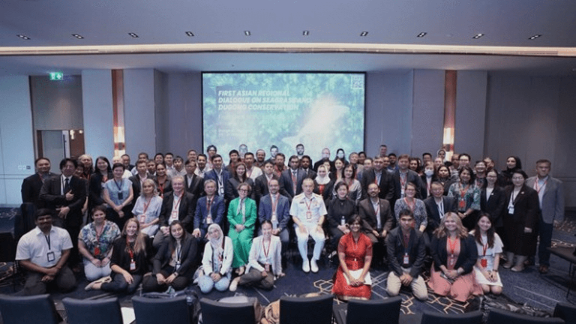 A group photo of global experts attending The First Asian Regional Dialogue on Seagrass and Dugong Conservation